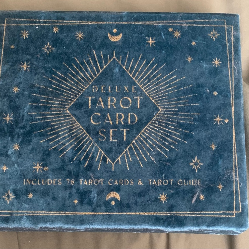 Deluxe Tarot Card Set with Guide